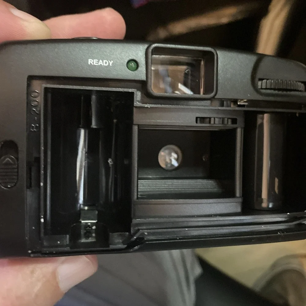 Vintage Easy Shot ES17 CC Focus Free Point And Shoot Film Camera B2